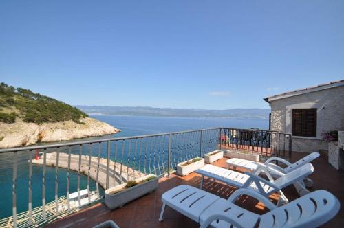 Holiday home Bernardica - on cliffs - Vrbnik