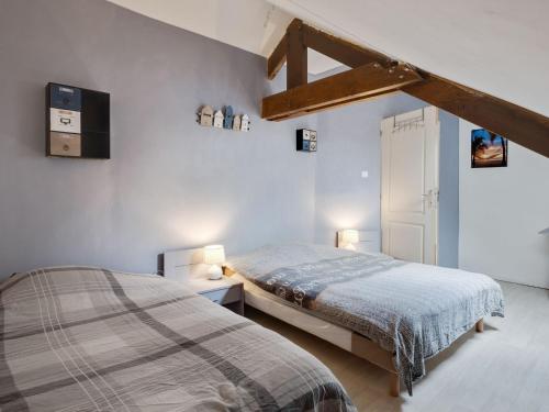 Pleasant Holiday Home in Saint-Pierre-Brouck with Garden gîte à louer Bourbourg