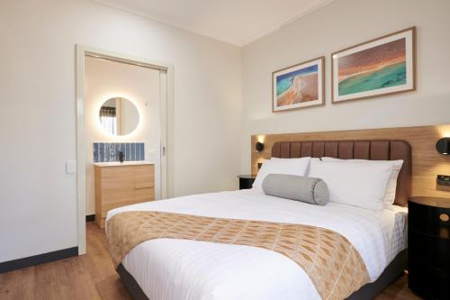 Mia Mia House in the Desert in Newman