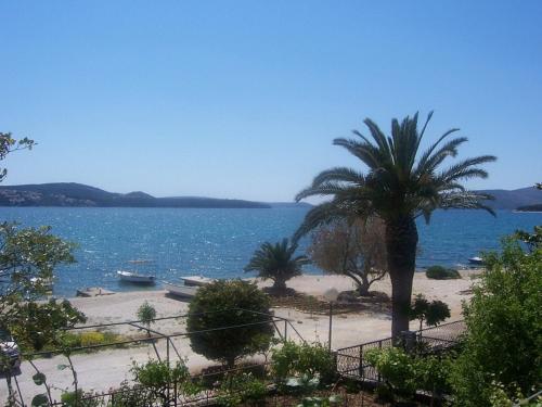 Kilátás, Apartments Gina in Seget Donji