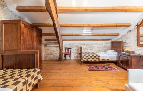 House Peresiji - image 8