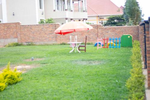 Room in House - Spacious private room kivu MyPlace