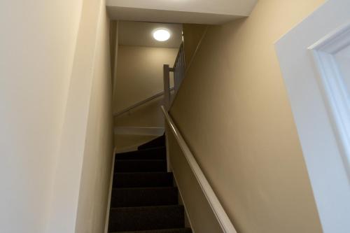 Highgate View Apartment - image 2