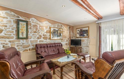 House Peresiji - image 5