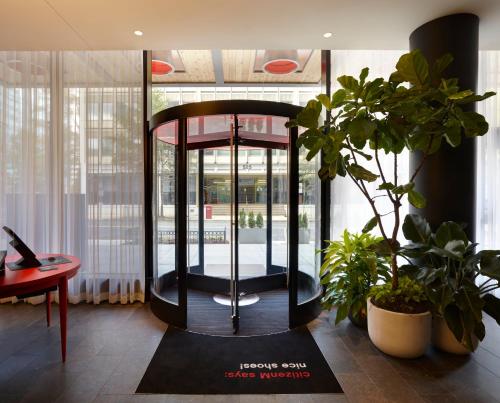 citizenM Washington DC Capitol hotel