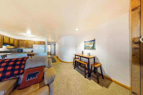 La Bonte Lake Views - image 2