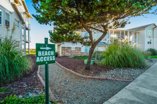 Ocean Avenue Condos - image 8