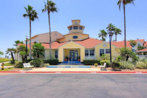 Beach Club Condos II - image 7