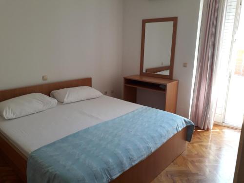 Apartments Miljenko