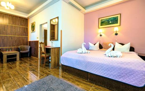 Double or Twin Room with Extra Bed