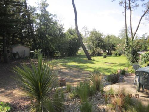 maison de charme avec jardin clos gîte à louer La Pallisse