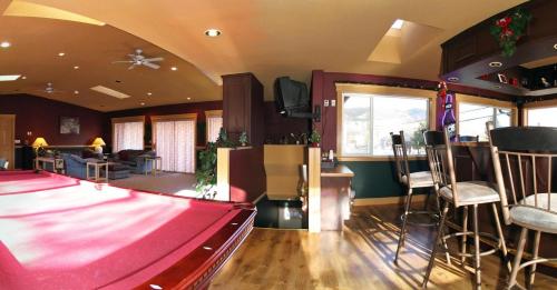 酒吧/高級酒吧, Travelodge by Wyndham Merritt in 梅里特(BC)