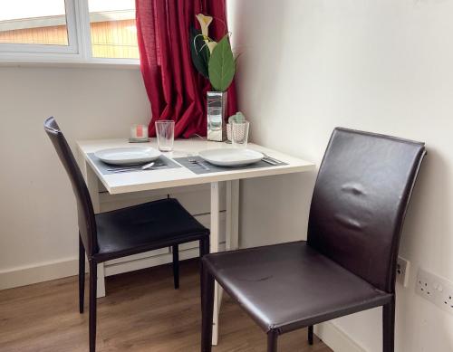 Wonderfully Presented One Bedroom Epsom Apartment