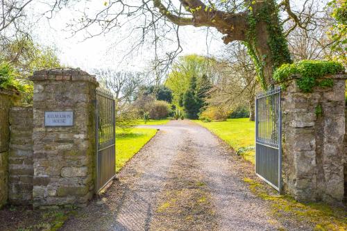 Kilmahon House, P25A973