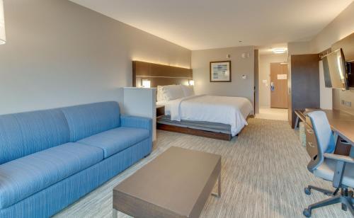 Holiday Inn Express & Suites - Union City an IHG Hotel - image 7