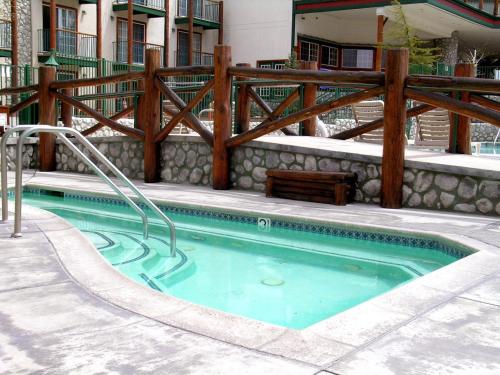 Holiday Inn Resort The Lodge at Big Bear Lake an IHG Hotel - image 10