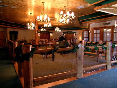Αίθουσα υποδοχής, Holiday Inn Resort The Lodge at Big Bear Lake in Λίμνη Μπιγκ Μπέαρ