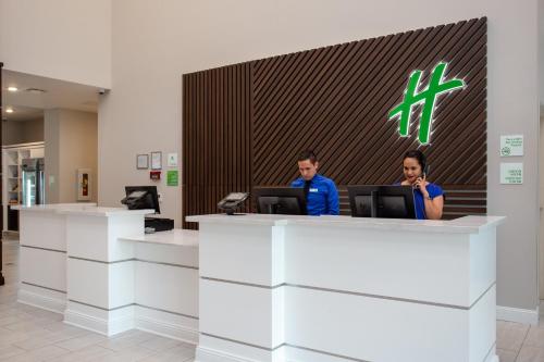 Holiday Inn & Suites - Jefferson City, an IHG Hotel