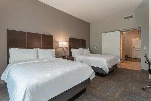 Holiday Inn & Suites - Jefferson City, an IHG Hotel