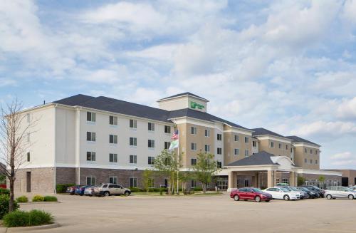 Holiday Inn Hotel & Suites Bloomington Airport, an IHG Hotel