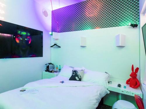 ibis Styles Lausanne Center MadHouse