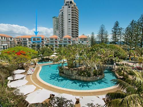 Calypso Plaza Resort Unit 417 - Penthouse style apartment Wi-Fi included