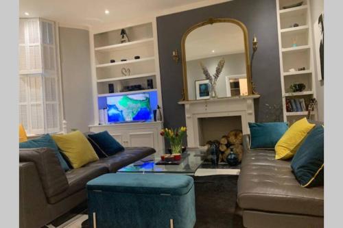 1 Bed Luxury Chelsea Apartment, , London