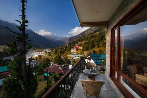 อโลกา รีสอร์ต (Aloka Resort) in ทิเบตัน โคโลนี