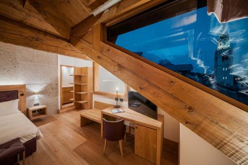 Royal Hotel Cortina - main image