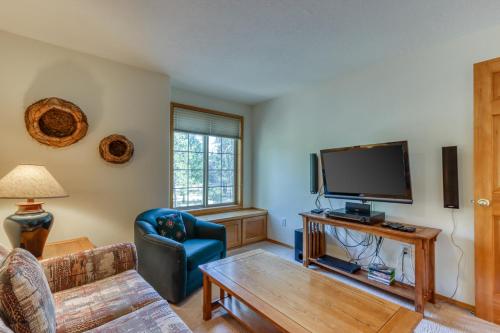 Redwood Retreat - image 3