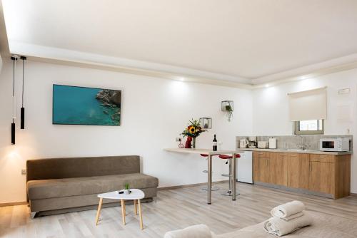 Terinikos Apart-Hotel - image 5