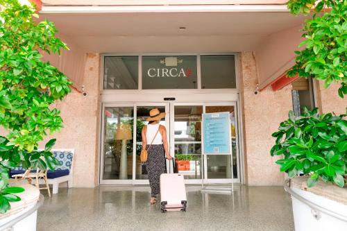Circa 39 Hotel Miami Beach - image 3