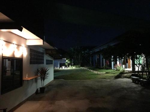 Jeerat House จิรัสเฮ้าส์