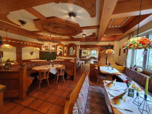 Restaurant, Hotel Neuenburger Hof in Neuenburg am Rhein