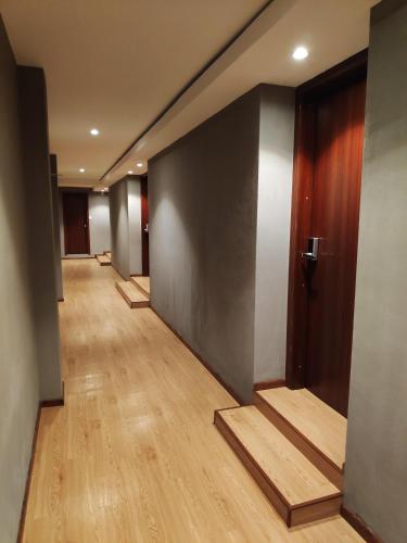 EZ Suites 1