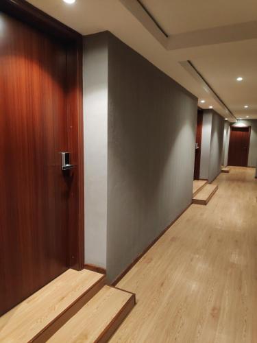 EZ Suites 2