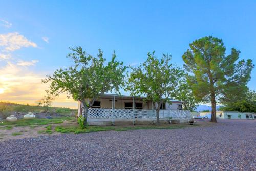 3 Bed 2 Bed Doublewide Mobile Home Pond Side NO PETS