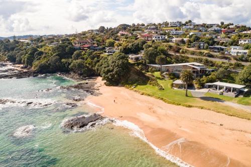 Golden Sand Beachfront Accommodation