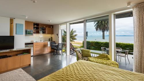 Golden Sand Beachfront Accommodation