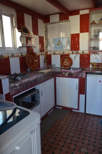 riad kamal 5