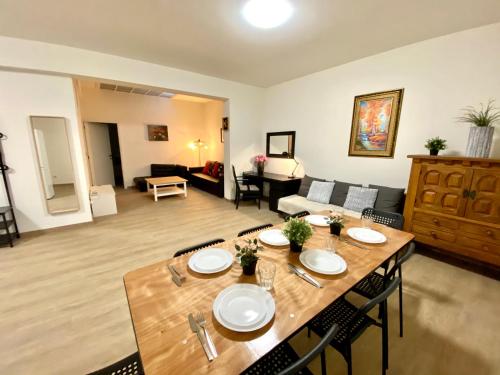 Сarnot Apartments ZOO Area 2