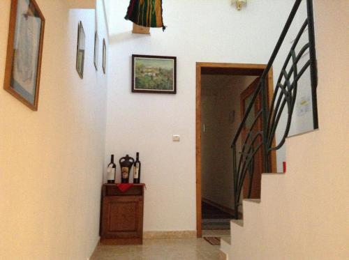 Vanda Guest House - main image
