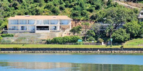 Phoenix Lodge and Waterside Accommodation - Knysna