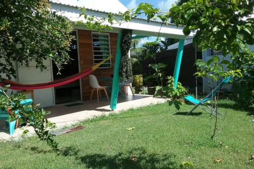 Gîte Cajou dans Domaine Tropical ventilé à Sainte-Anne - Location saisonnière - Sainte-Anne