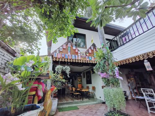 TAVEE Guesthouse Bangkok