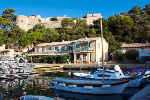La MAISON du PORT in Port-Cros