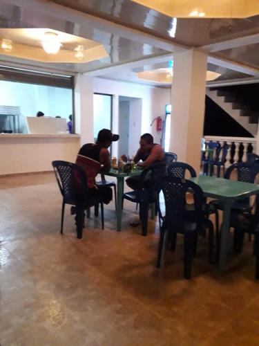 餐廳, Oceans Hostal in 聖卡塔利娜