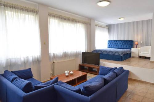 . A Modern Bright Studio In The Center Of Kastoria