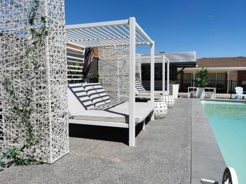 Town House Motor Inn in เฮอร์แชม