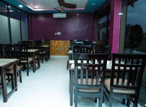 New sunlight hotel in พุฒวัล